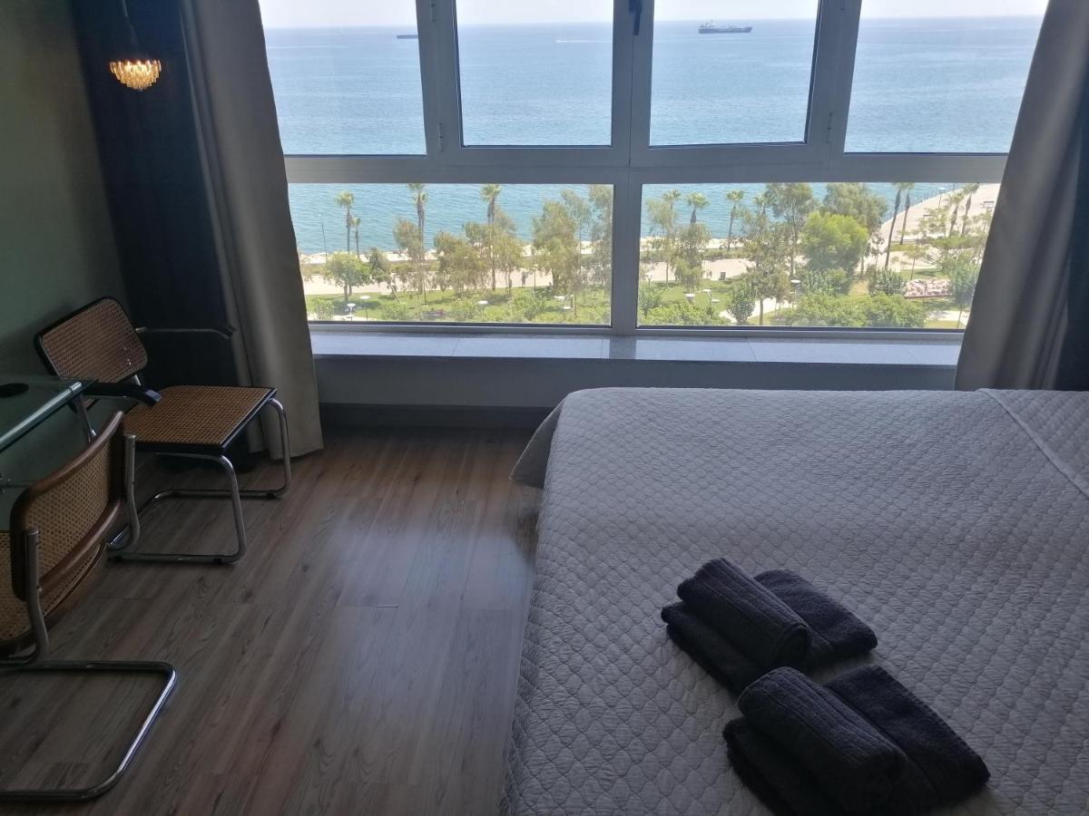 A City-Center Seaview Penthouse At Oceanic Limisso Esterno foto