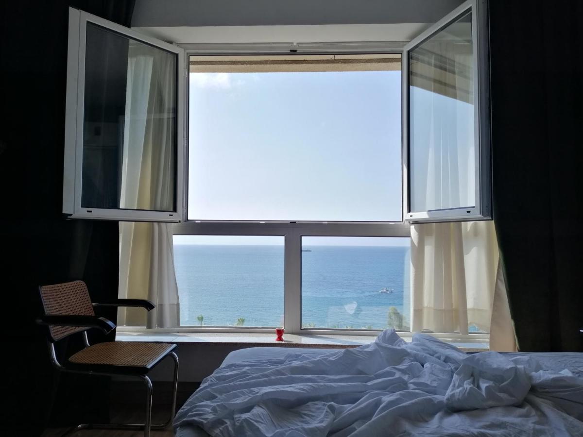 A City-Center Seaview Penthouse At Oceanic Limisso Esterno foto