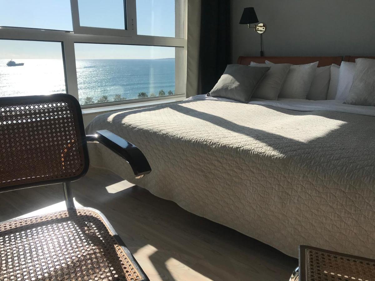 A City-Center Seaview Penthouse At Oceanic Limisso Esterno foto